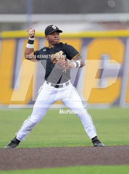 Thumbnail 1 in St. James @ Lutcher photogallery.