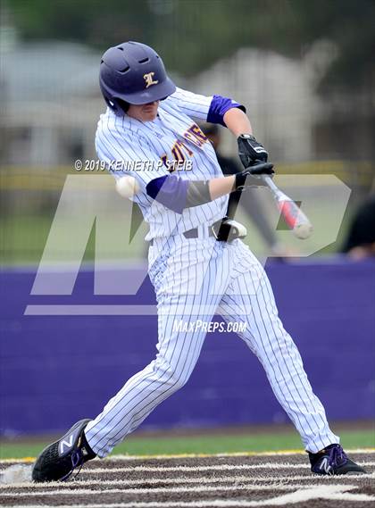Thumbnail 2 in St. James @ Lutcher photogallery.