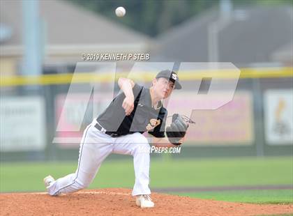 Thumbnail 2 in St. James @ Lutcher photogallery.