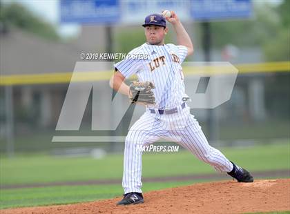 Thumbnail 2 in St. James @ Lutcher photogallery.