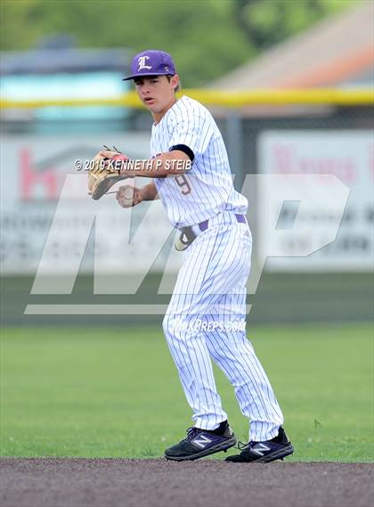 Thumbnail 3 in St. James @ Lutcher photogallery.