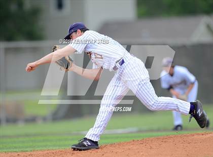 Thumbnail 1 in St. James @ Lutcher photogallery.