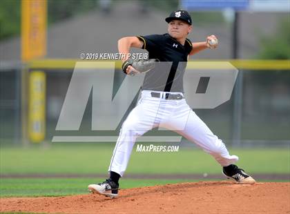 Thumbnail 3 in St. James @ Lutcher photogallery.