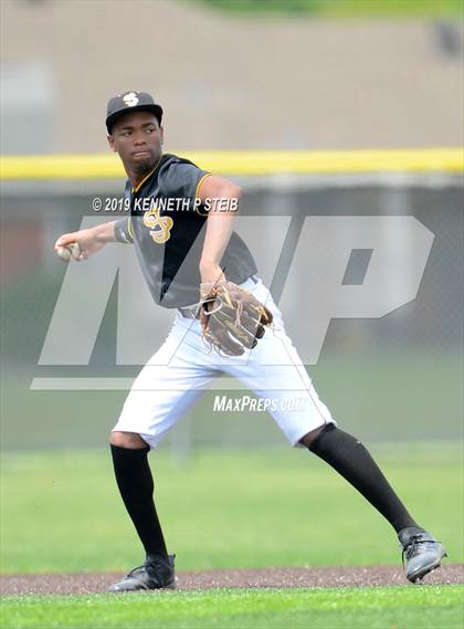 Thumbnail 3 in St. James @ Lutcher photogallery.