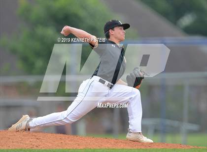 Thumbnail 2 in St. James @ Lutcher photogallery.