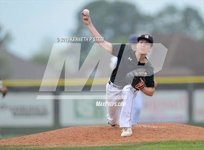 Thumbnail 1 in St. James @ Lutcher photogallery.