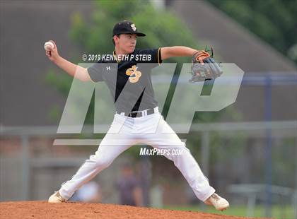 Thumbnail 3 in St. James @ Lutcher photogallery.
