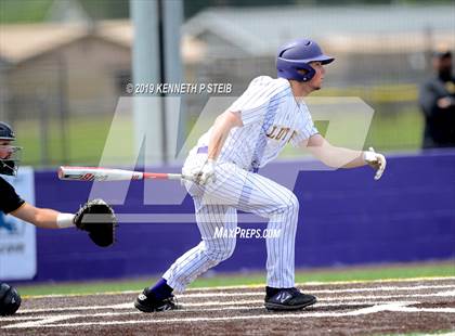 Thumbnail 3 in St. James @ Lutcher photogallery.