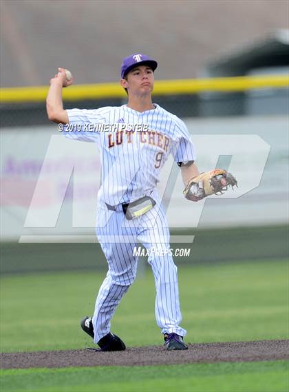 Thumbnail 2 in St. James @ Lutcher photogallery.