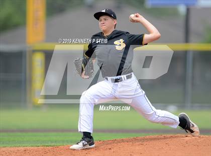 Thumbnail 1 in St. James @ Lutcher photogallery.