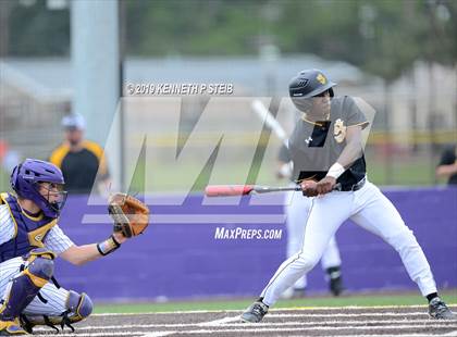 Thumbnail 2 in St. James @ Lutcher photogallery.