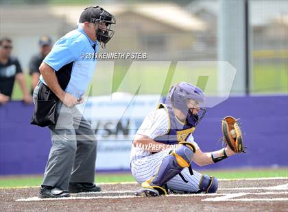 Thumbnail 1 in St. James @ Lutcher photogallery.