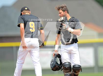 Thumbnail 3 in St. James @ Lutcher photogallery.