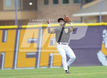 Thumbnail 2 in St. James @ Lutcher photogallery.