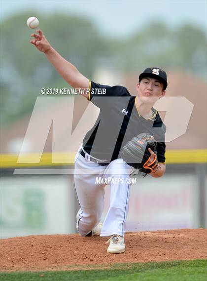Thumbnail 3 in St. James @ Lutcher photogallery.