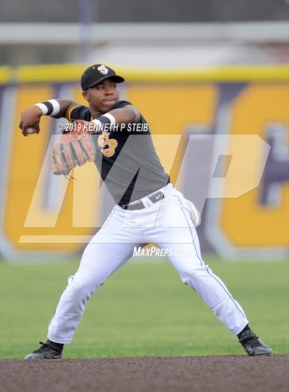Thumbnail 3 in St. James @ Lutcher photogallery.