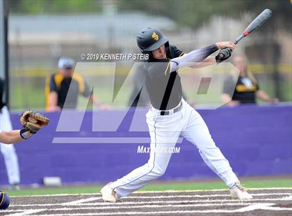 Thumbnail 1 in St. James @ Lutcher photogallery.