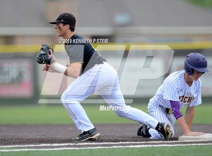 Thumbnail 3 in St. James @ Lutcher photogallery.