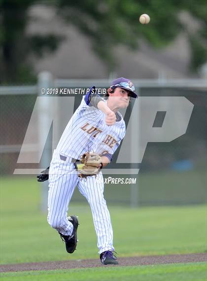 Thumbnail 2 in St. James @ Lutcher photogallery.