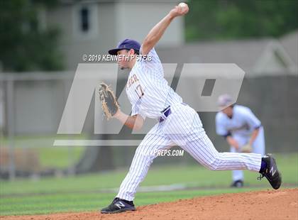 Thumbnail 3 in St. James @ Lutcher photogallery.