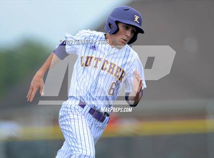 Thumbnail 1 in St. James @ Lutcher photogallery.