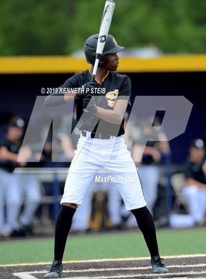 Thumbnail 1 in St. James @ Lutcher photogallery.