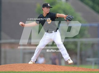 Thumbnail 2 in St. James @ Lutcher photogallery.