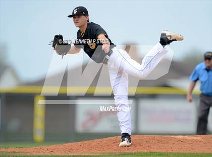 Thumbnail 1 in St. James @ Lutcher photogallery.