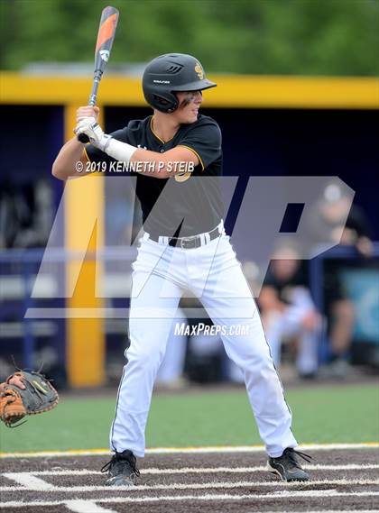 Thumbnail 1 in St. James @ Lutcher photogallery.
