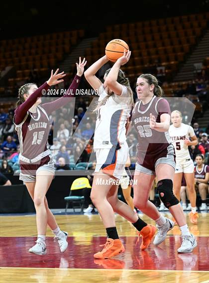 Thumbnail 2 in Legend vs. Horizon (CHSAA 6A Great 8) photogallery.