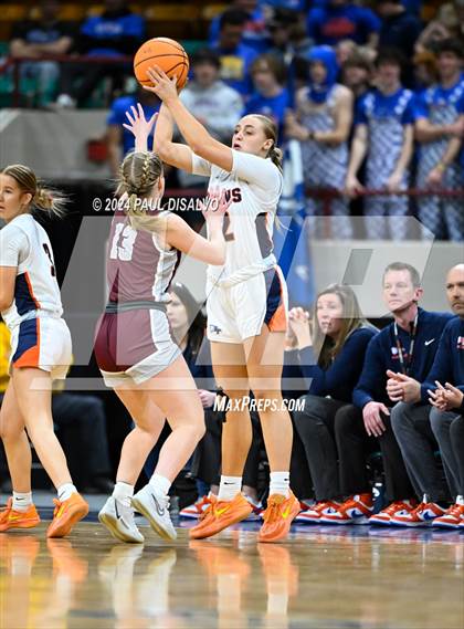 Thumbnail 2 in Legend vs. Horizon (CHSAA 6A Great 8) photogallery.