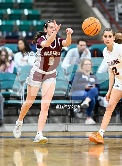 Thumbnail 3 in Legend vs. Horizon (CHSAA 6A Great 8) photogallery.