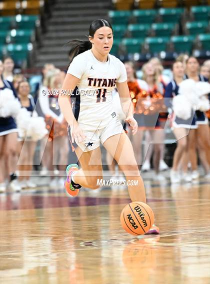 Thumbnail 1 in Legend vs. Horizon (CHSAA 6A Great 8) photogallery.