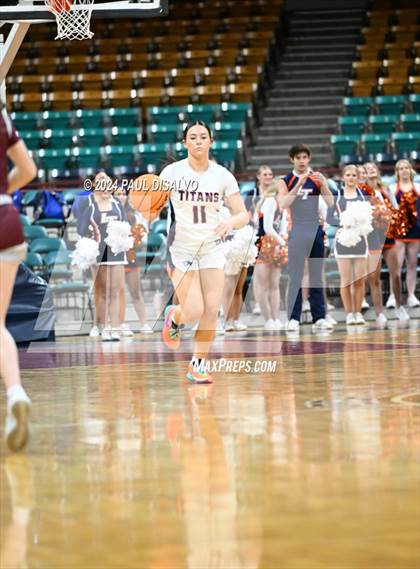 Thumbnail 2 in Legend vs. Horizon (CHSAA 6A Great 8) photogallery.
