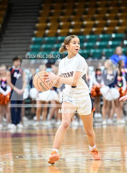 Thumbnail 1 in Legend vs. Horizon (CHSAA 6A Great 8) photogallery.
