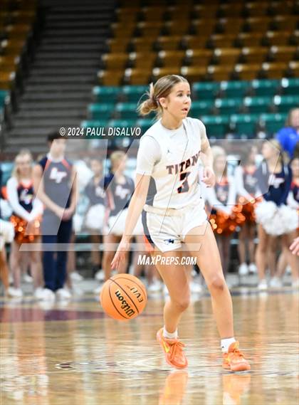 Thumbnail 3 in Legend vs. Horizon (CHSAA 6A Great 8) photogallery.