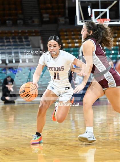 Thumbnail 1 in Legend vs. Horizon (CHSAA 6A Great 8) photogallery.