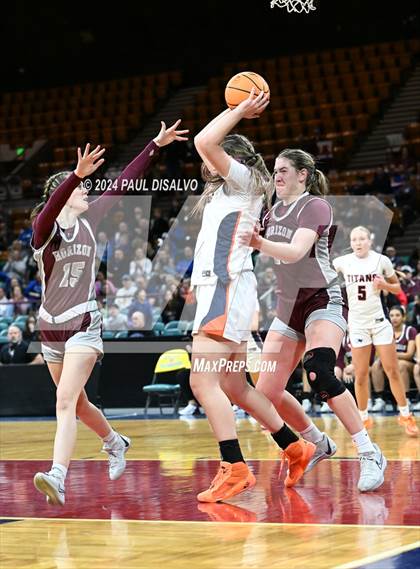 Thumbnail 3 in Legend vs. Horizon (CHSAA 6A Great 8) photogallery.