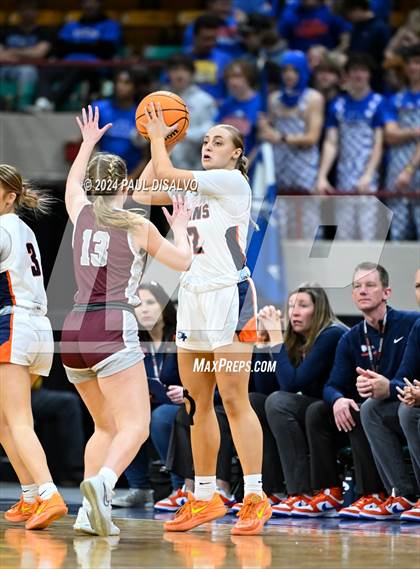 Thumbnail 1 in Legend vs. Horizon (CHSAA 6A Great 8) photogallery.
