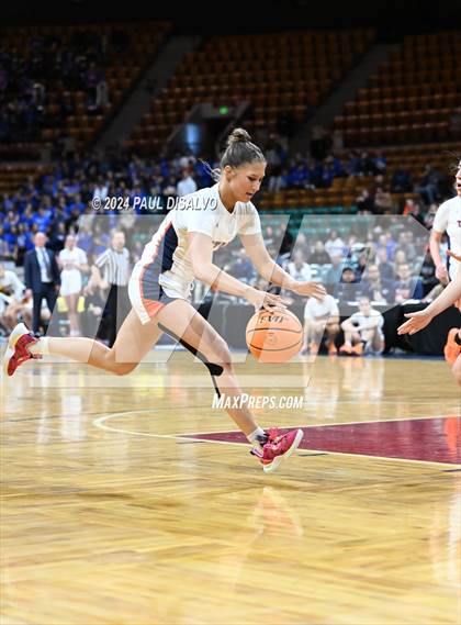 Thumbnail 2 in Legend vs. Horizon (CHSAA 6A Great 8) photogallery.