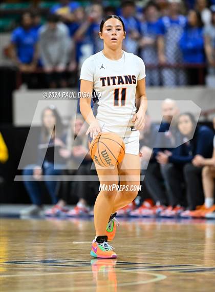 Thumbnail 1 in Legend vs. Horizon (CHSAA 6A Great 8) photogallery.