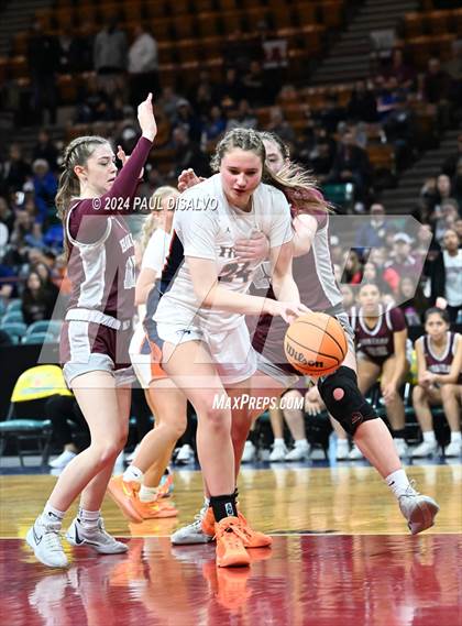 Thumbnail 1 in Legend vs. Horizon (CHSAA 6A Great 8) photogallery.