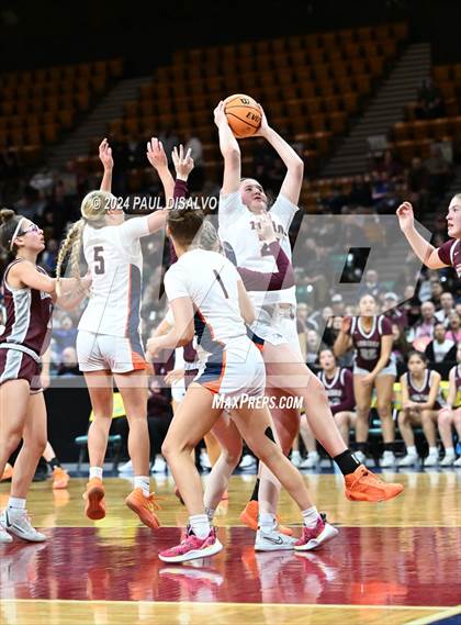 Thumbnail 1 in Legend vs. Horizon (CHSAA 6A Great 8) photogallery.