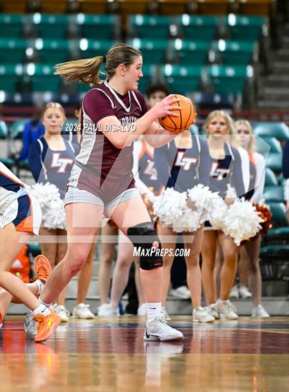 Thumbnail 1 in Legend vs. Horizon (CHSAA 6A Great 8) photogallery.