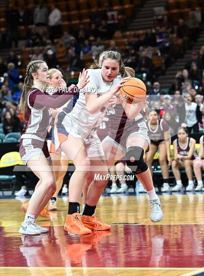 Thumbnail 2 in Legend vs. Horizon (CHSAA 6A Great 8) photogallery.