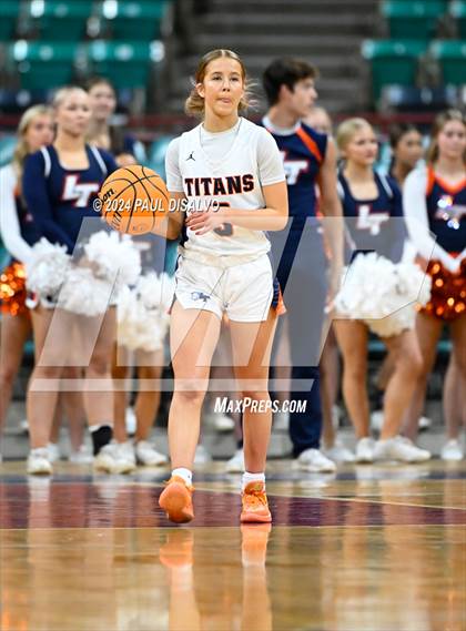Thumbnail 2 in Legend vs. Horizon (CHSAA 6A Great 8) photogallery.