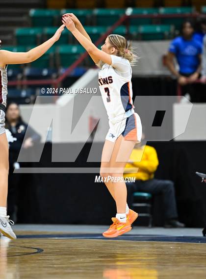 Thumbnail 3 in Legend vs. Horizon (CHSAA 6A Great 8) photogallery.