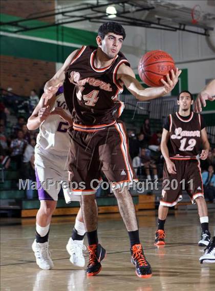 Thumbnail 2 in Grant vs. Valencia (Canyon Classic) photogallery.