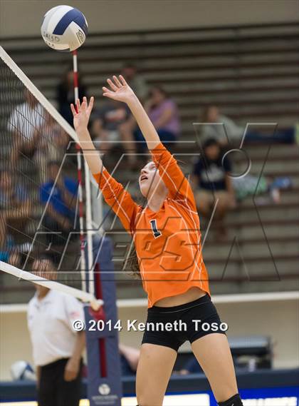 Thumbnail 1 in Highlands vs Medina Valley (SAISD Tournament) photogallery.