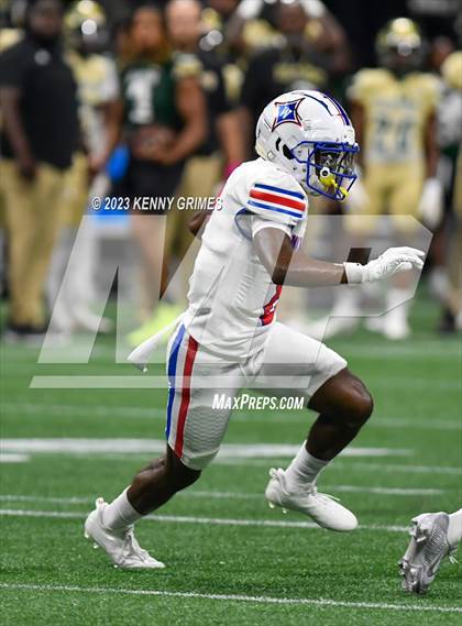 Thumbnail 2 in Grayson vs. Walton photogallery.
